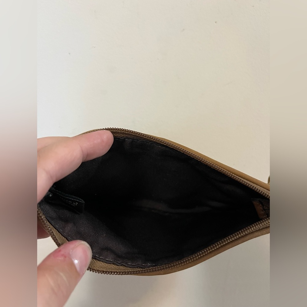 2000’s suede Coach hobo bag with wristlet - Picture 11 of 12